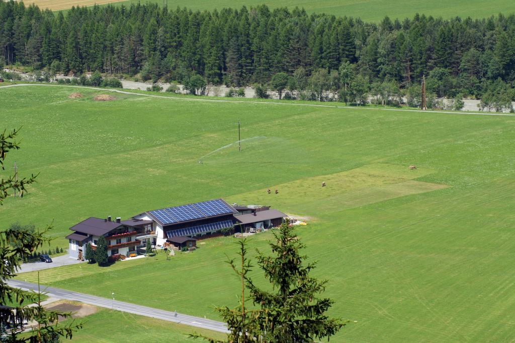 Apartments Bauernhof Dismasn Hof Längenfeld Kültér fotó