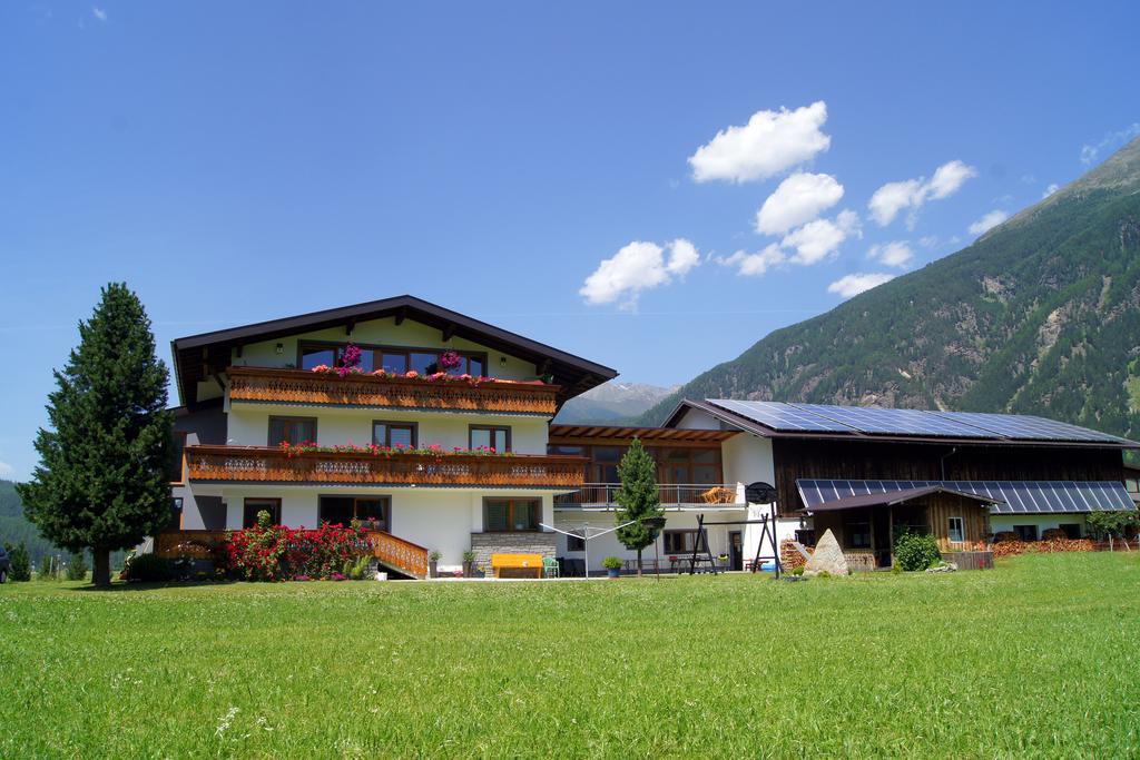 Apartments Bauernhof Dismasn Hof Längenfeld Kültér fotó