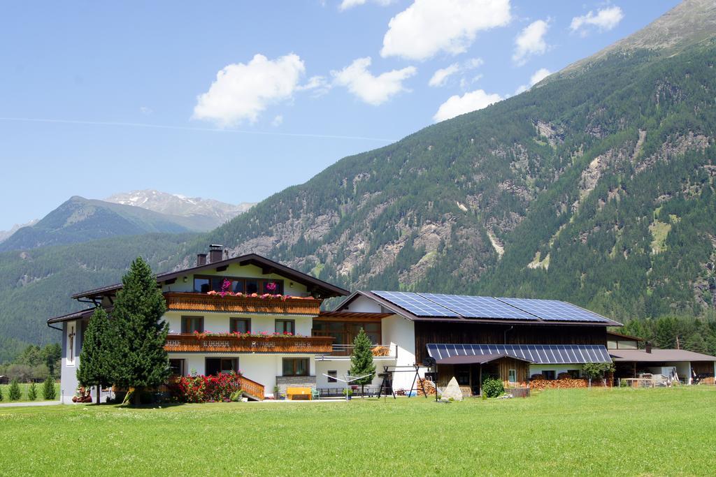 Apartments Bauernhof Dismasn Hof Längenfeld Kültér fotó