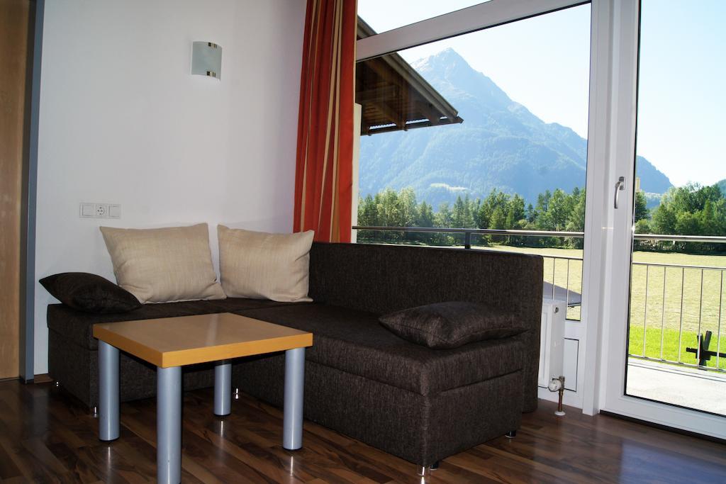 Apartments Bauernhof Dismasn Hof Längenfeld Szoba fotó