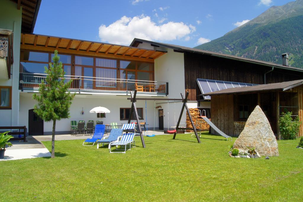 Apartments Bauernhof Dismasn Hof Längenfeld Kültér fotó